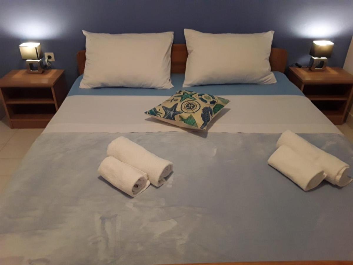 Apartamentos Aroma パグ エクステリア 写真